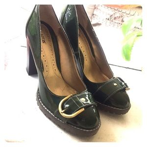 Green patent leather chunky heels